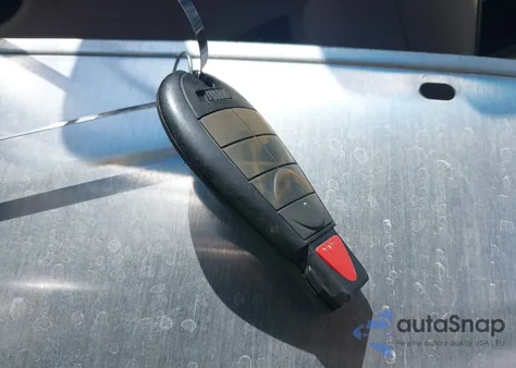 2013 Dodge Grand Caravan Sxt from USA, damaged, VIN 2C4RDGCG7DR582137